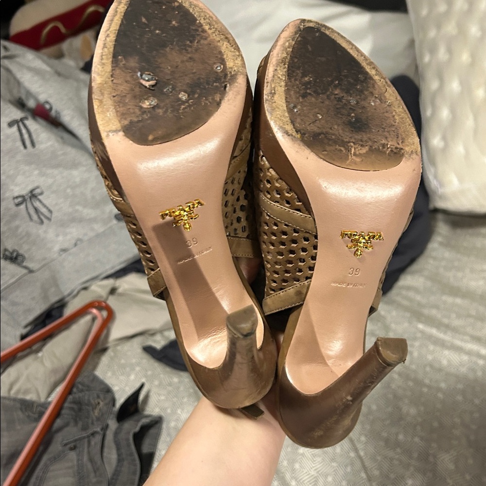 Prada Laser Cut Leather Brown Peep-Toe Slingback Heels - 39 - Picture 5 of 6